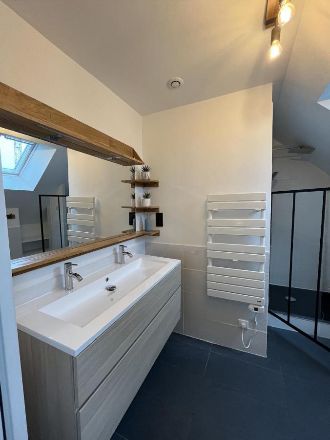 Les Pierres De Symphorien - Parking Gratuit Appartement Vannes Buitenkant foto